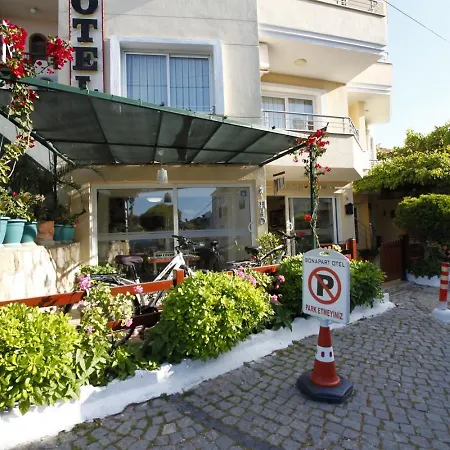 Bonapart Hotel 2*