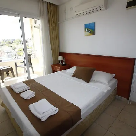 Bonapart Hotel 2*