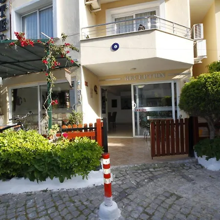 Bonapart Hotel