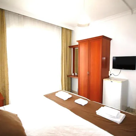 Bonapart Hotel 2*