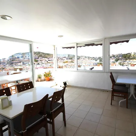 Bonapart מלון Çeşme