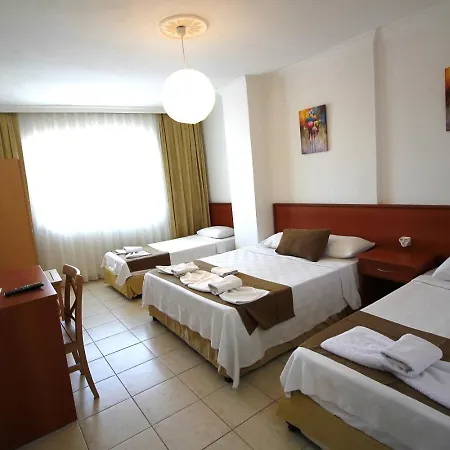 Hotel Bonapart 2*
