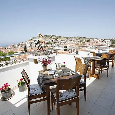 מלון Bonapart 2*