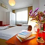 Ξενοδοχείο Bonapart Çeşme