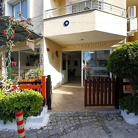 Bonapart Hotel